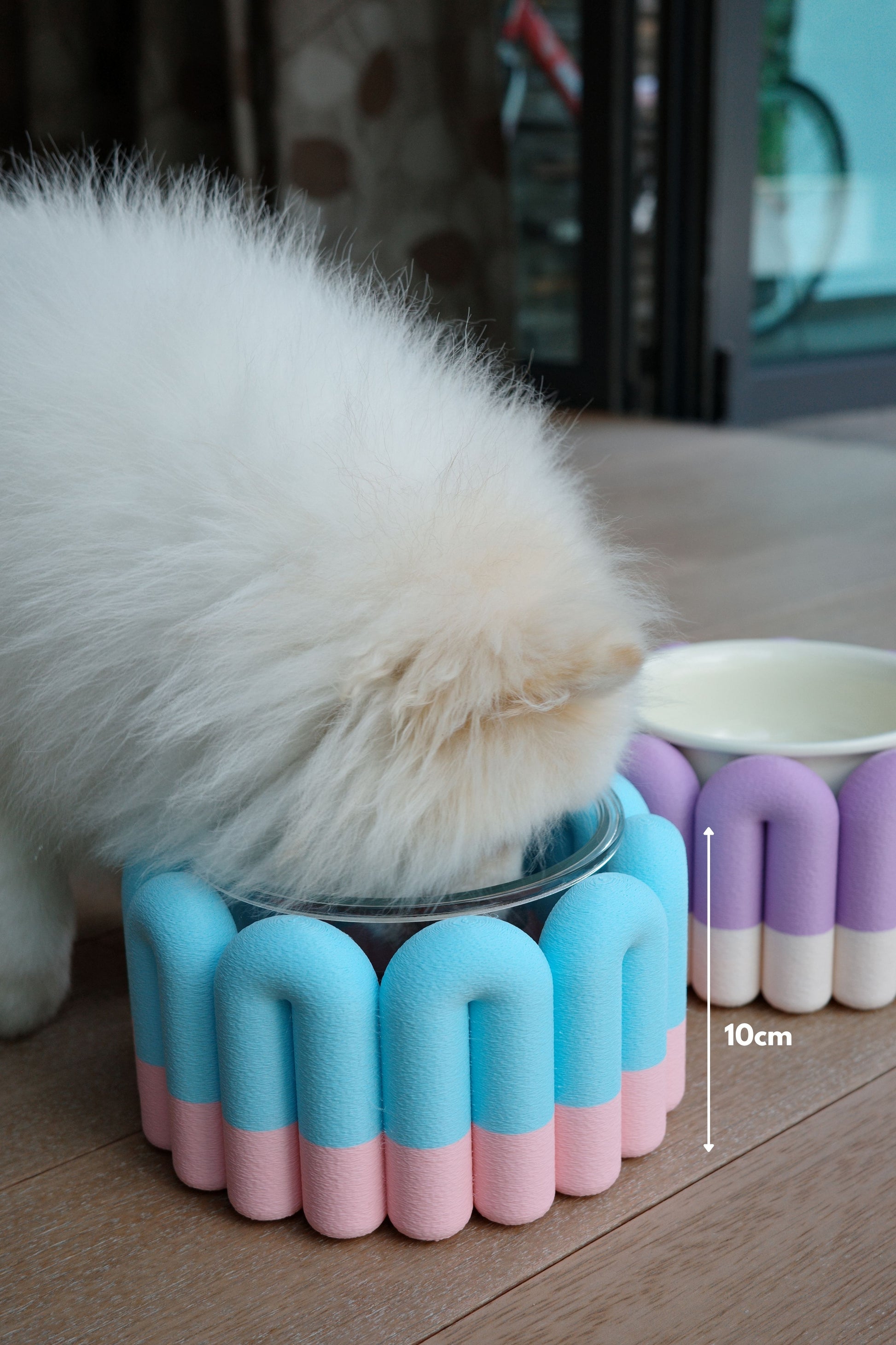Canebowlé: Elevated Dog Bowl Stand