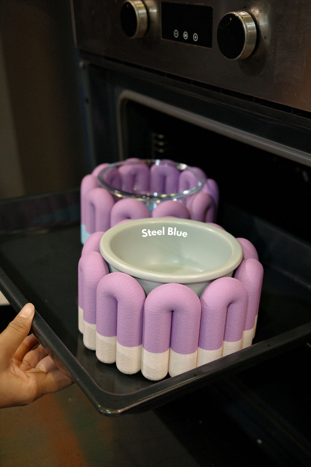 Canebowlé: Elevated Dog Bowl Stand