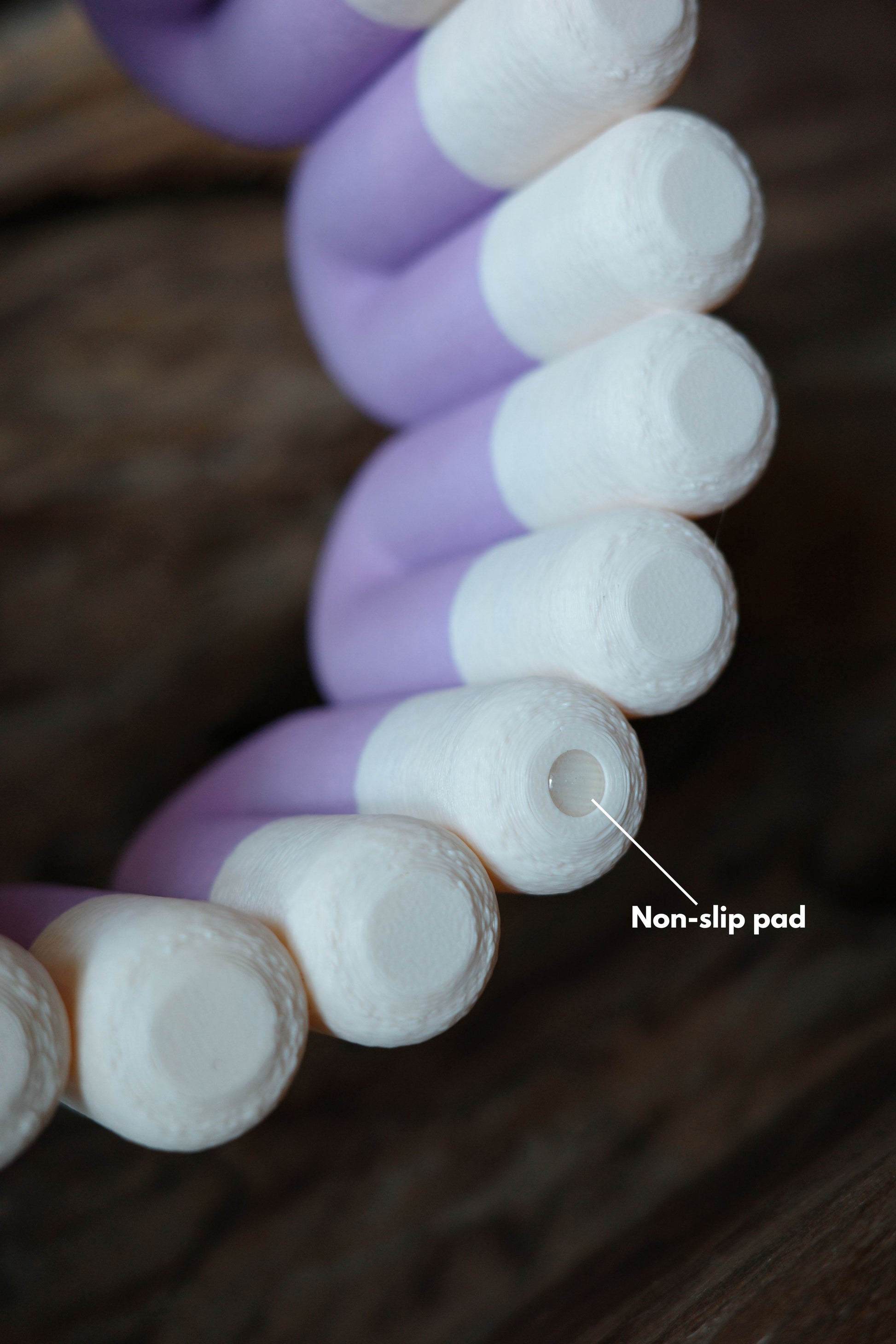 Canebowlé: Elevated Dog Bowl Stand